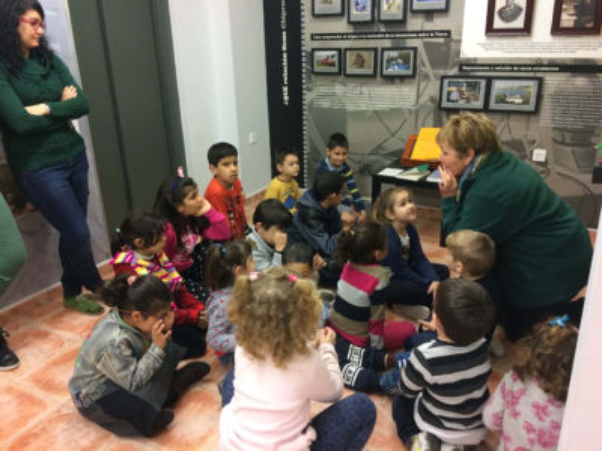 Los niños visitaron el Centro de Interpretación