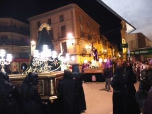 bajo-misma-luna-martin-lapuebla