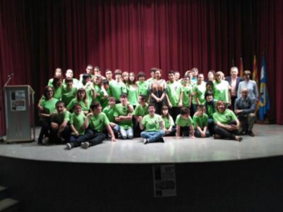 coro-gloria-fuertes-deleita-teruel