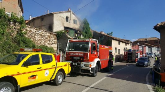 fuego-calcina-varios-bancales-vivienda