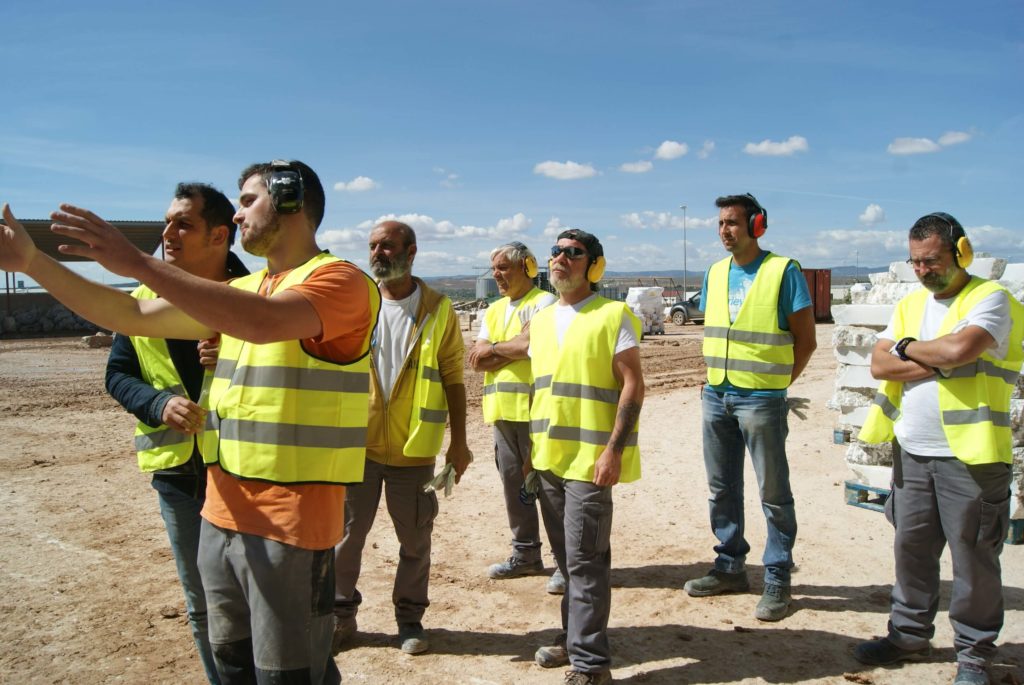 practicar-entre-tripas-alabastro-3