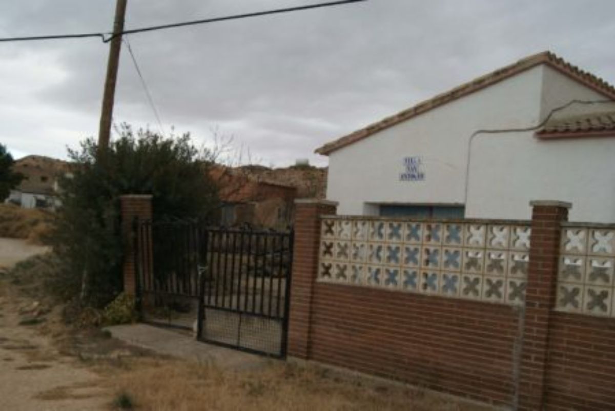 feher-pudo-emplear-una-furgoneta-moverse