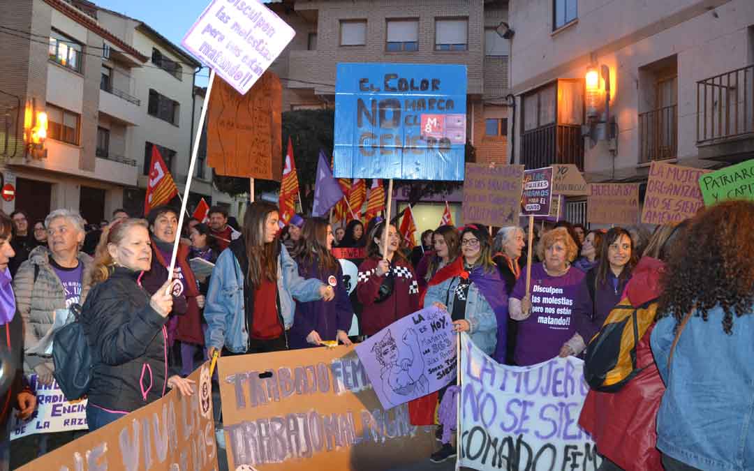 andorra-huelga-feminista-mujer