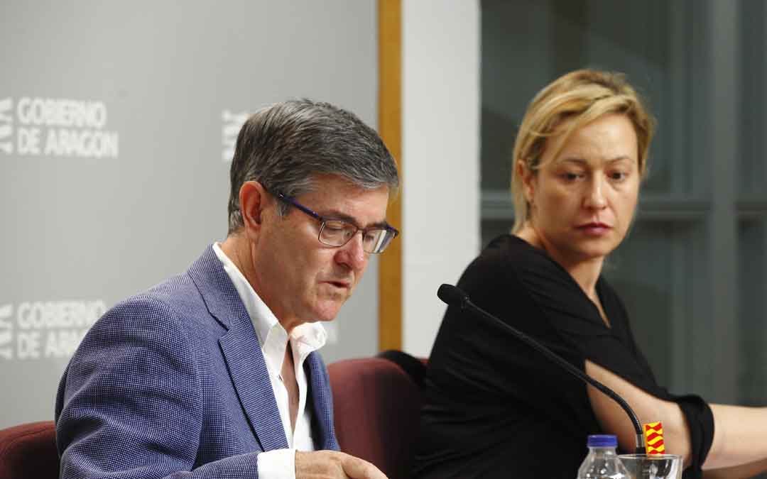 Guillén y Gastón, entre otros consejeros, representarán a Aragón en la comisión del lunes