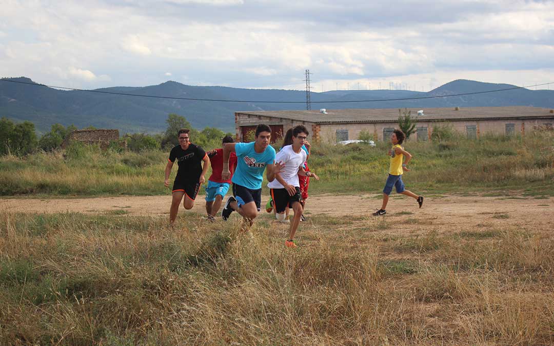 Participantes en la categoria con edades comprendidas entre los 12 y los 16