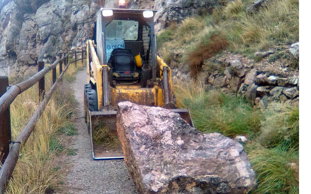 En Utrillas el temporal provocó varios destrozos y desprendimientos
