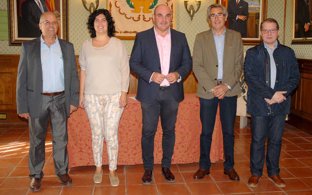 izqda. a dcha., Giménez, Prats, Gracia, Bosque y Muñoz