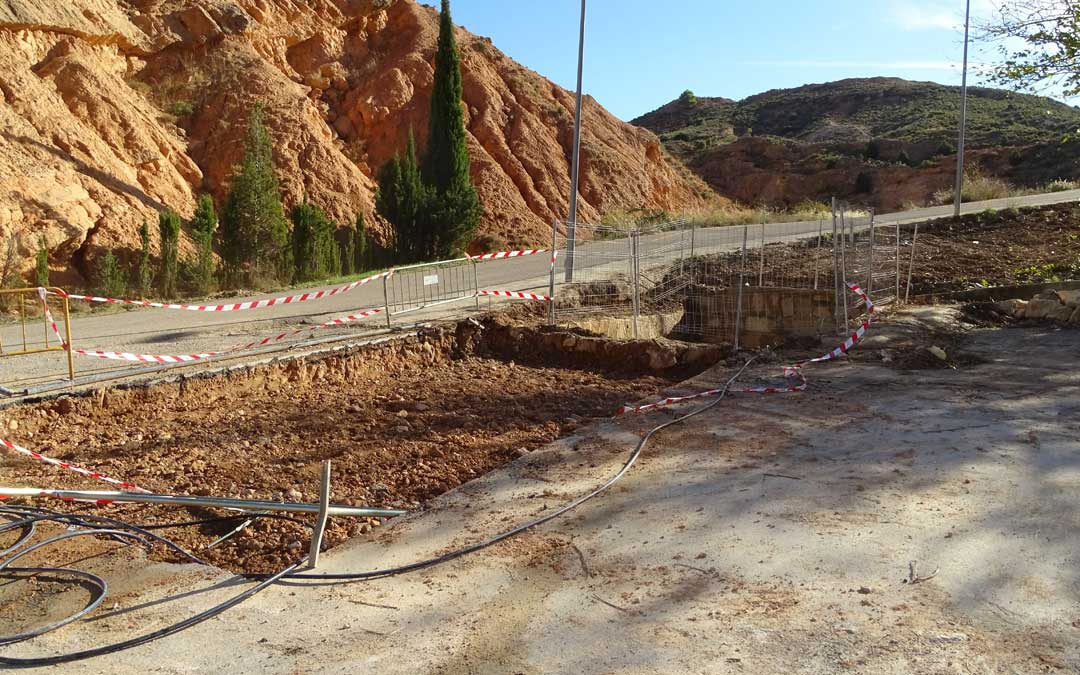 El espacio de autocaravanas toma forma ubicado junto al frontón. Firma: Ayto. de Alcorisa