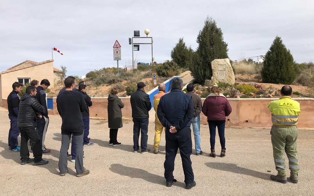 homenaje de los compañeros en la base en marzo