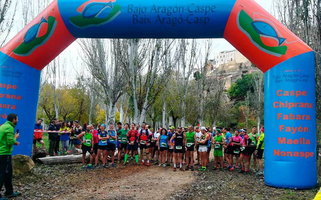 Salida de una de las pruebas de la primera edición,, en el parque Entrepuentes de Caspe. Foto: Carlos Gallego