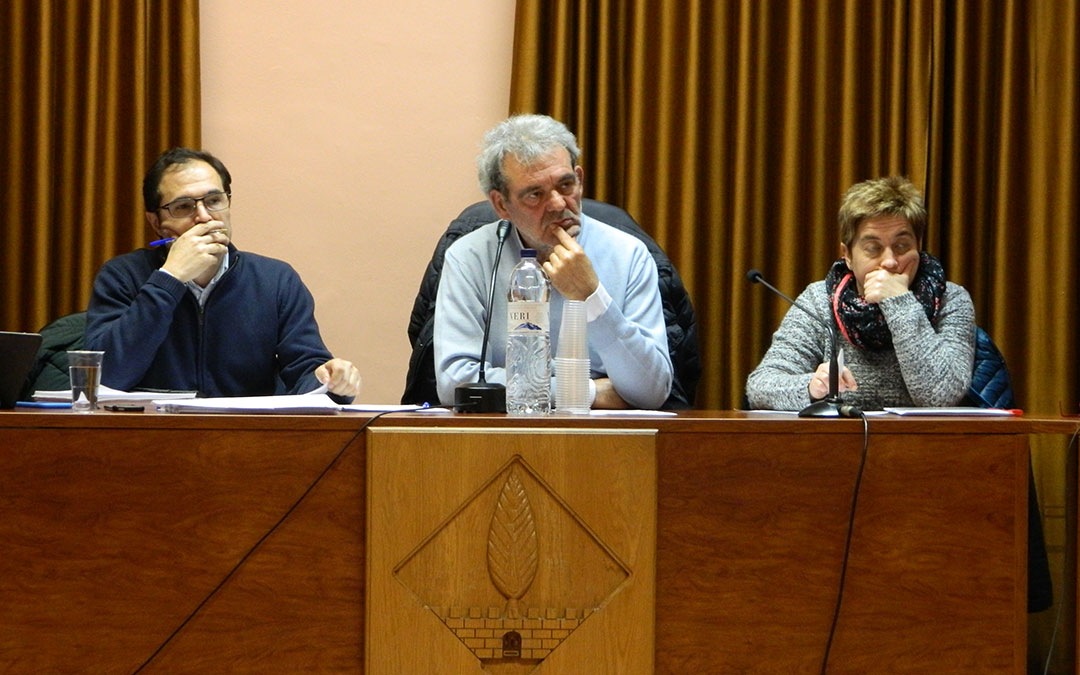 El Alcalde de Fabara y presidente comarcal es Francisco Domenech.