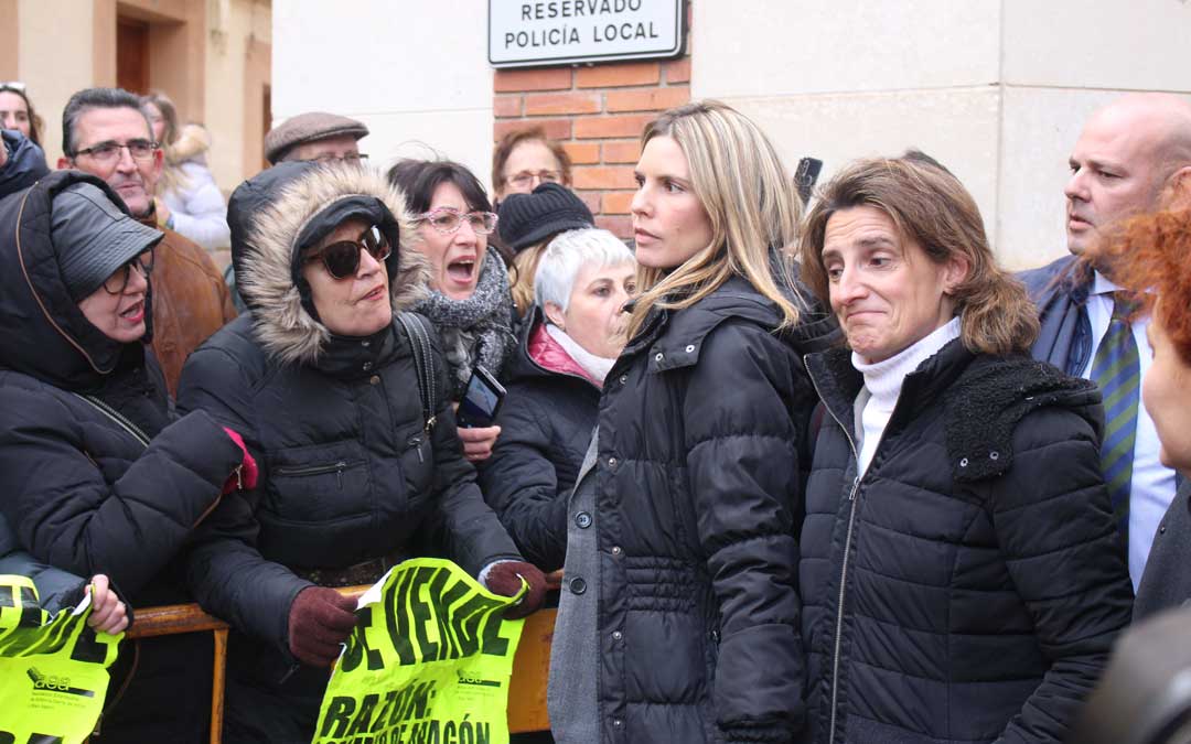 andorra ministra abucheo gente