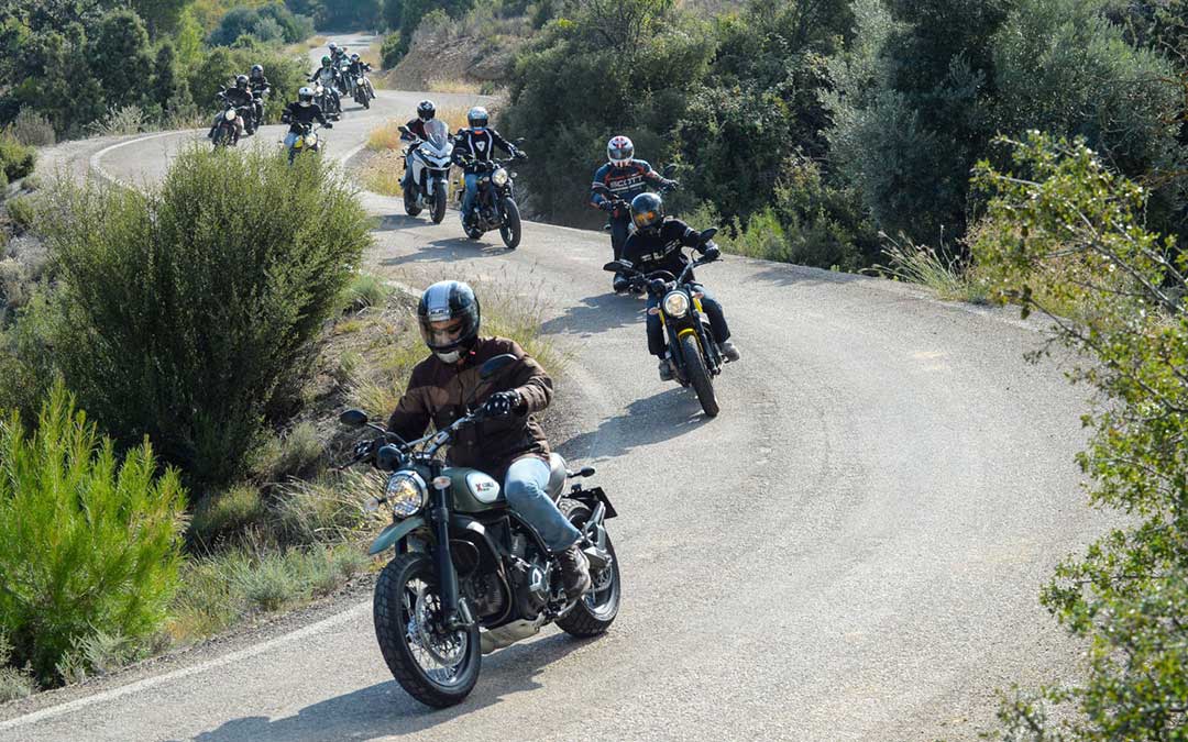 Rutas moteras por el Bajo Aragón./ L.C.
