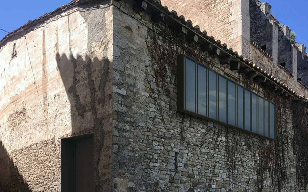 El edificio que albergará la futura oficina de turismo se encuentra en pleno casco urbano de Tronchón