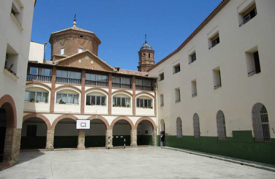 Patio de uno de los colegios de Alcañiz