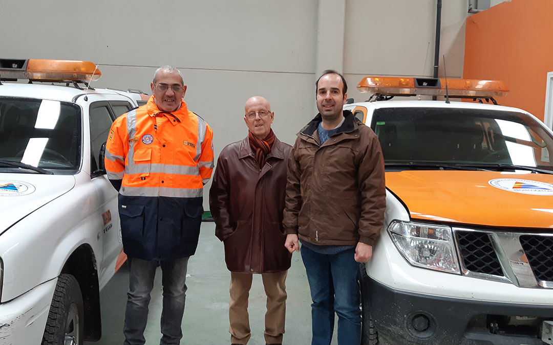 el presidente de salvamento bajo aragon junto al presidente comarcal manolo ponz y el consejero javier garcia