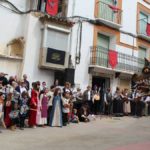 Ariño recreó la Leyenda de Dragón y Jorge este 23 de abril con todo el pueblo implicado.