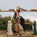 Momento del descendimiento de la cruz
