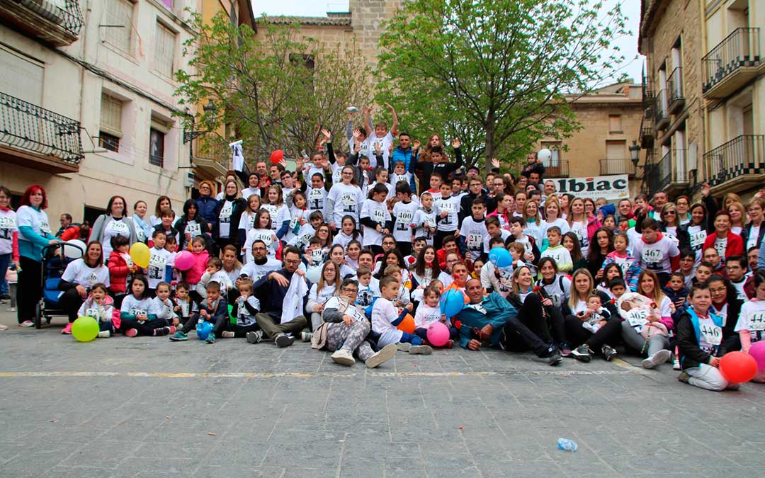 Partiticipantes en la Milla de Maella que organizó Sarabastall. l.c.
