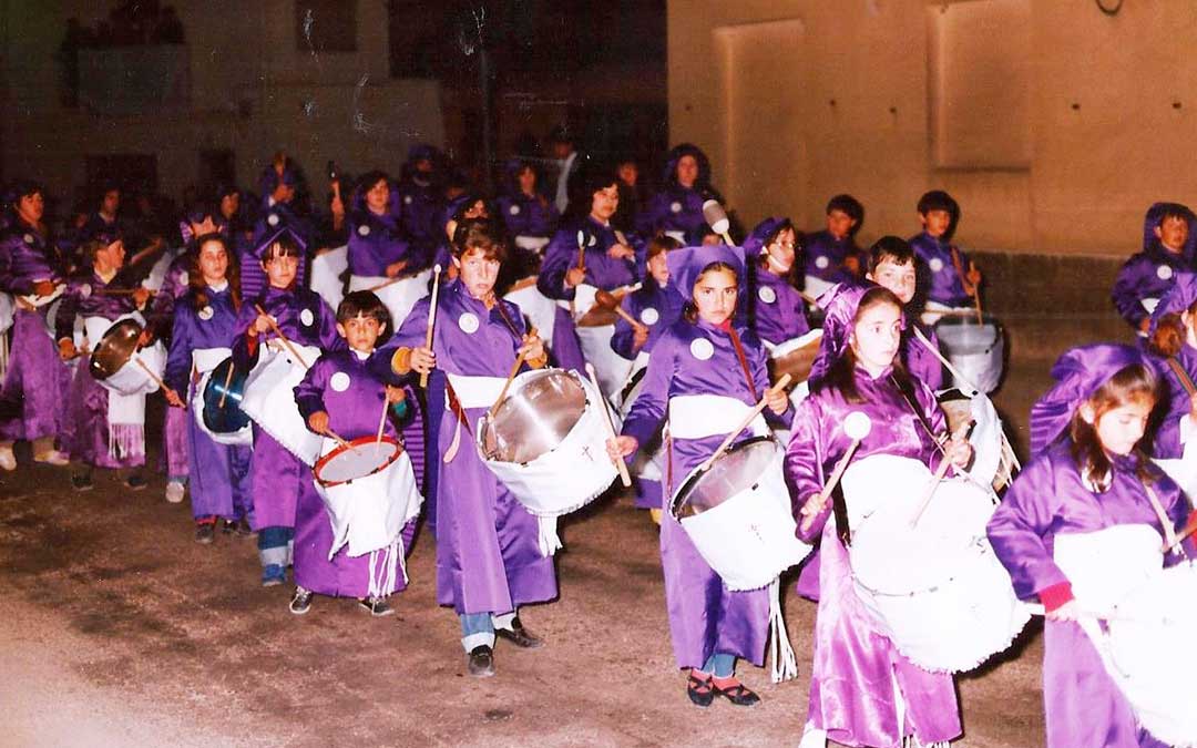 ninos nazareno alcorisa semana santa mediados 80