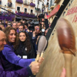 Manuel Esteban y Ana Belén durante el inicio del toque de la Rompida de la Hora.