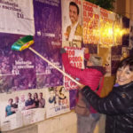 pena martinez de unidas podemos en la pegada de carteles de andorra
