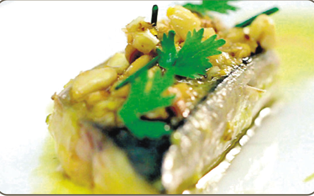 Caballa en escabeche