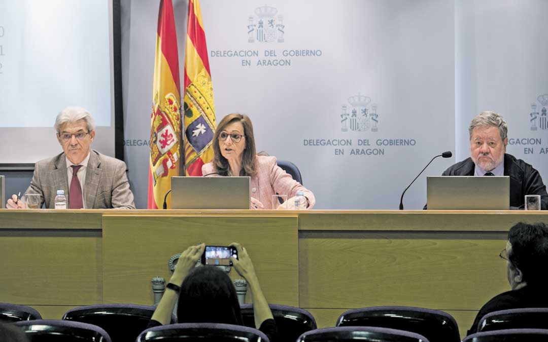 La delegada del Gobierno de Aragón, Carmen Sánchez, ha ofrecido este jueves las cifras de las municipales y europeas. Foto: Raquel Labodía / Heraldo