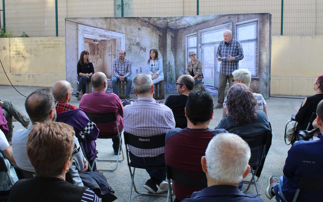 Podemos presentó su candidatura para Alcañiz, este jueves en el solar de sindicatos/ Pablo Marqués