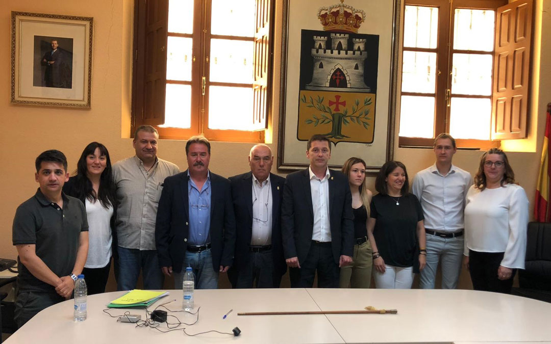 Los nuevos concejales de Montalbán han prometido su cargo en el pleno de investidura de este sábado.