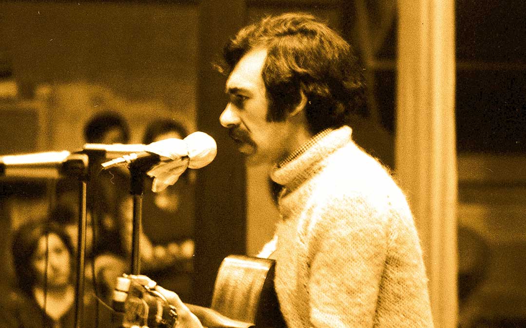 Joaquín Carbonell durante un concierto en 1973. /Luis Melendo