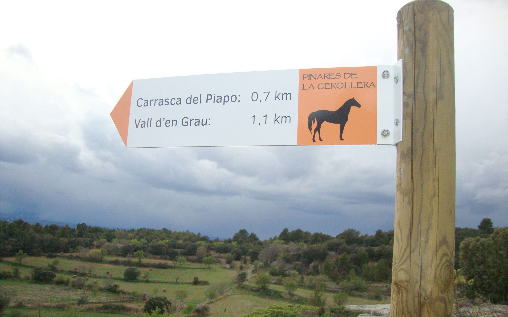 Indicador característico de la ruta ecuestre