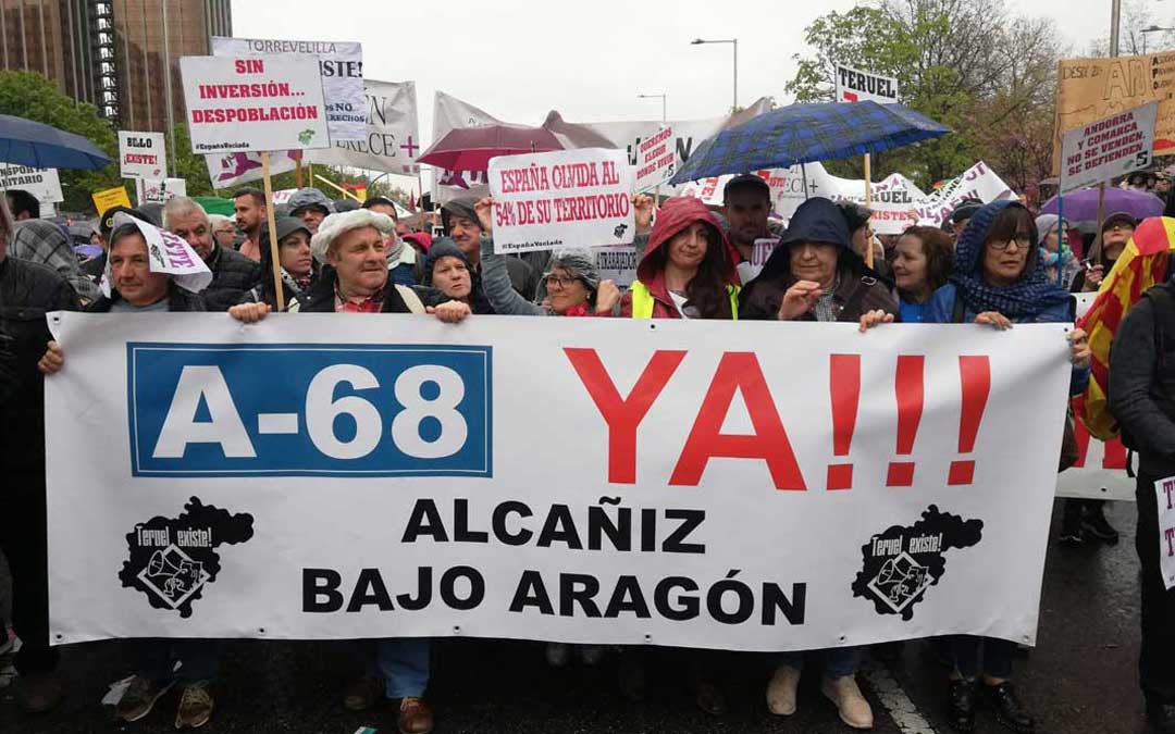 Manifestación Teruel Existe Bajo Aragón