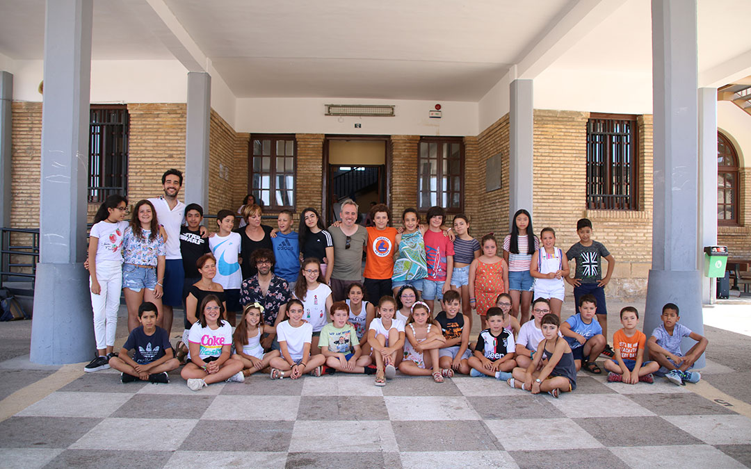 colegio compromiso de caspe rodaje pelicula uno para todos
