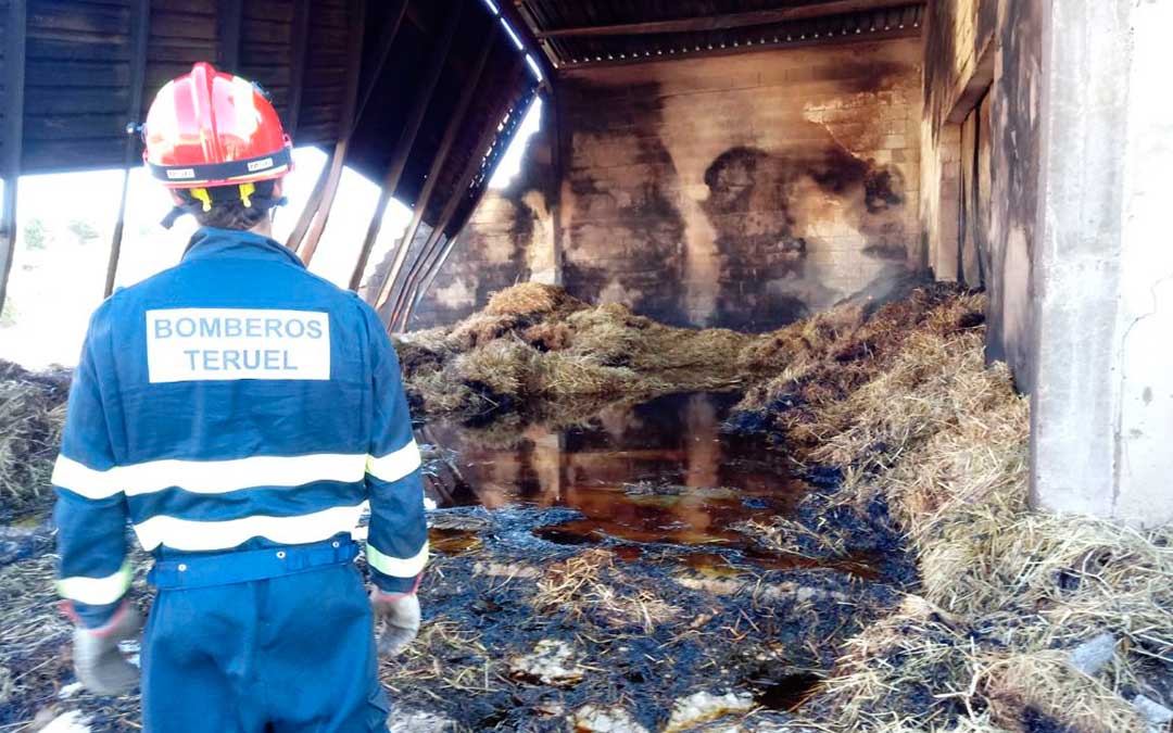 incendio villarluengo bomberos