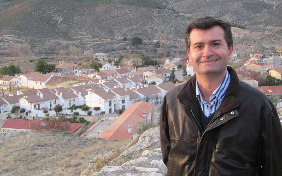 Joaquín Noé encara su cuarta legislatura como alcalde de Ariño