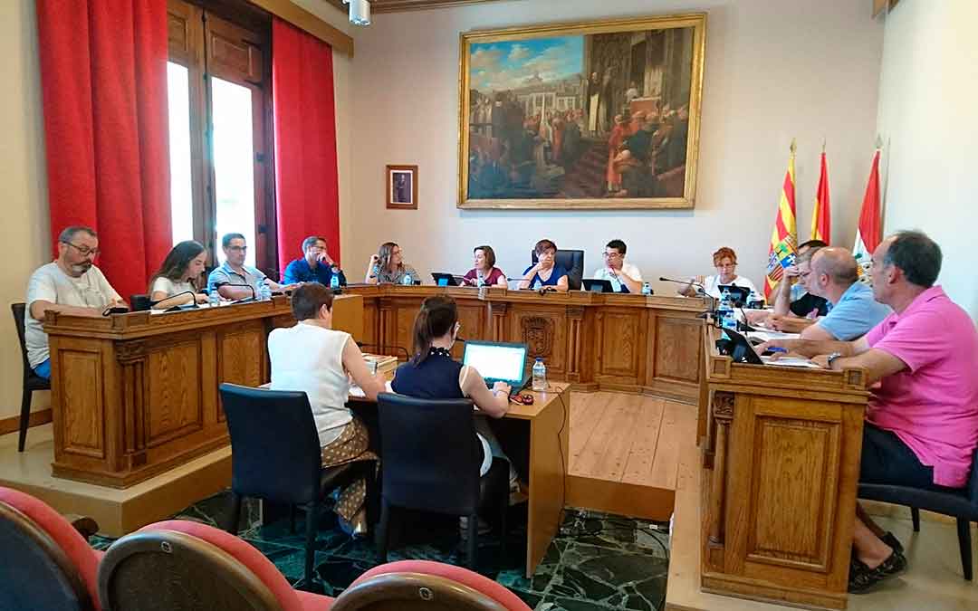Primer pleno municipal en Caspe.