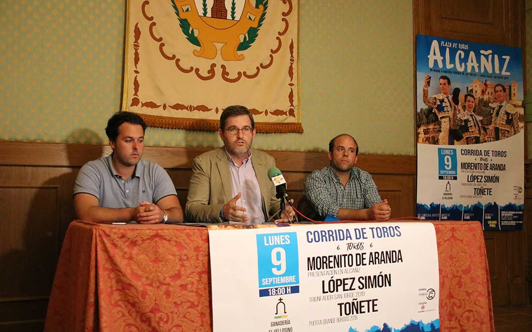 presentacion cartel corrida toros alcaniz