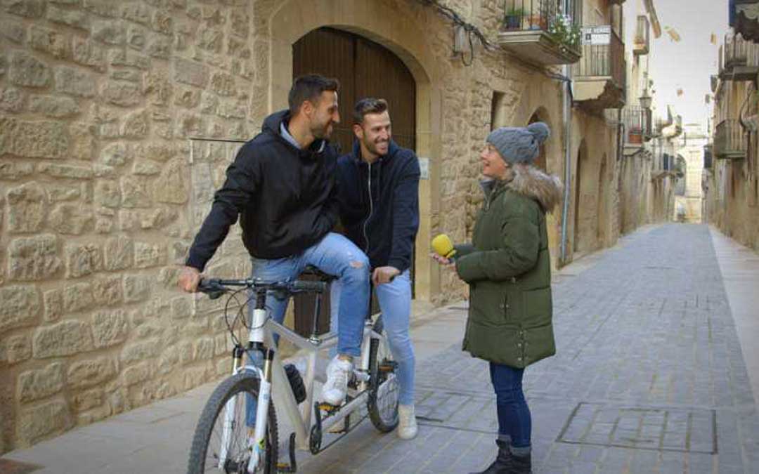 Eva Hache recorrerá las calles y las tradiciones de Calaceite en La Paisana./ Foto: Televisión Española.