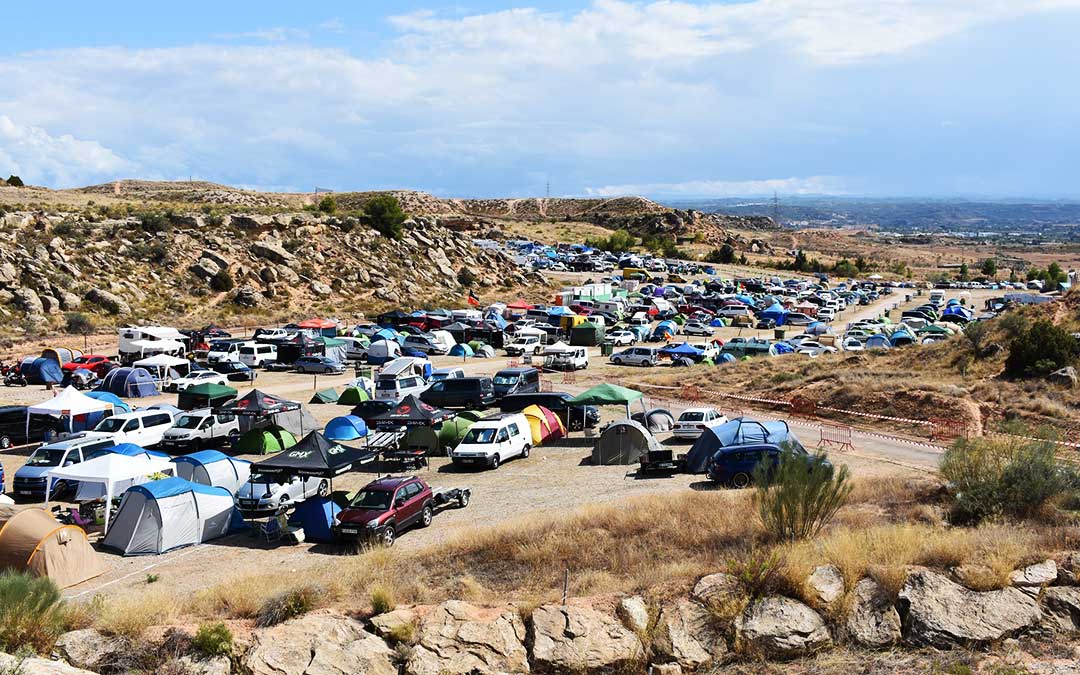 El camping del circuito de Motorland acoge a más de 3.000 personas y está al completo.