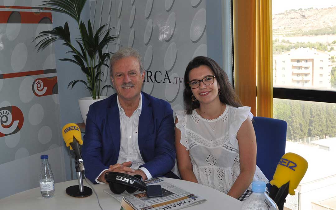 Manuel Campo Vidal junto a Alicia Martín, en 'Hoy es tu día'./ JDL