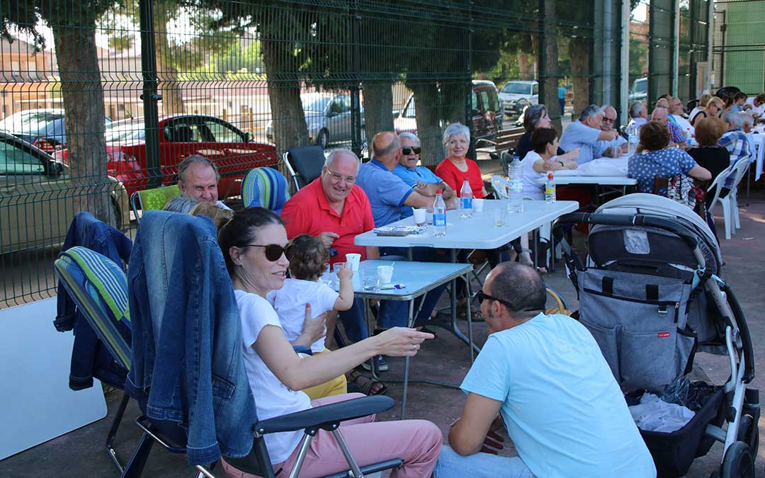 comida-popular-fiestas-torrecilla-de-alcaniz