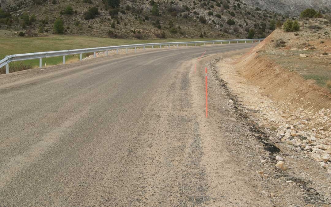 Carretera A-1702 que une Ejulve con Villarluengo en un imagen de archivo. / B. Severino