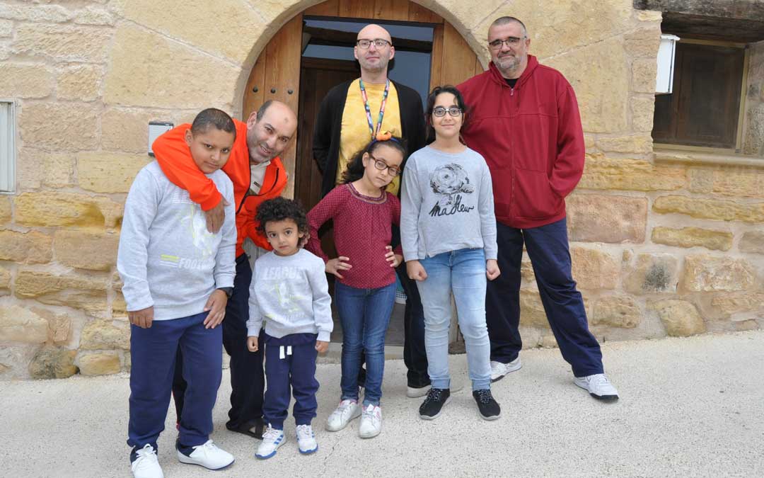 Los cuatro alumnos de La Cerollera comienzan el curso con normalidad después de que se haya mantenido su escuela.