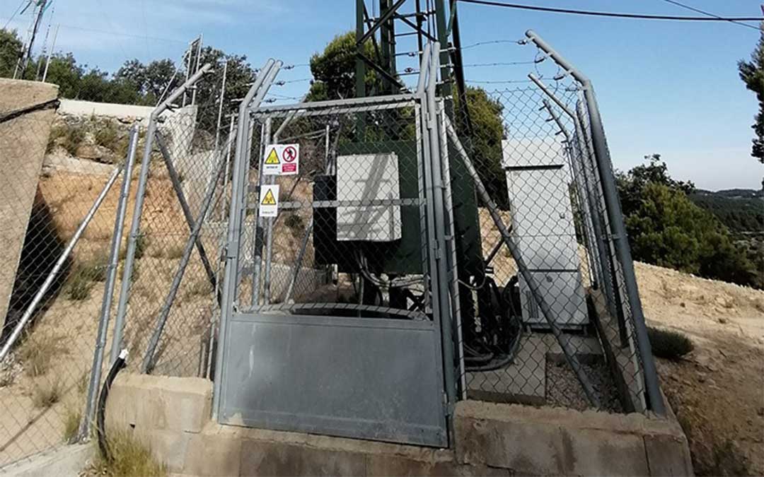 Antena telefónica de la localidad de Fórnoles./ Facebook del Ayuntamiento de Fórnoles.