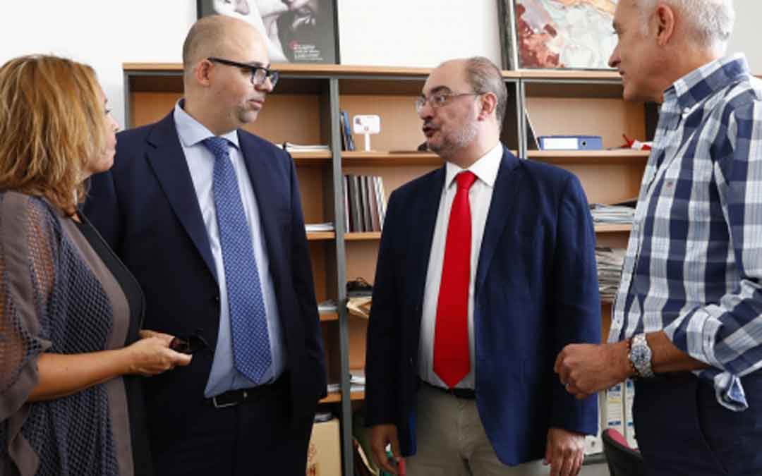 Lambán reunido este miércoles en Teruel con el gerente de la D.O., Ricardo Mosteo.