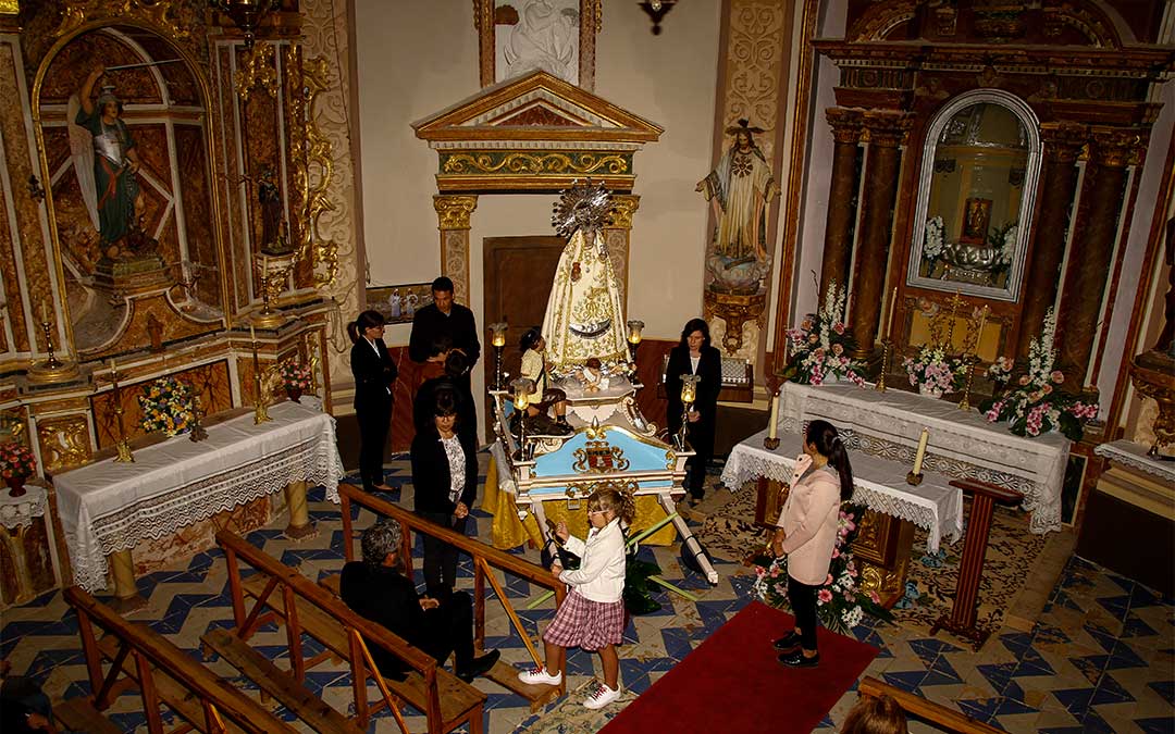 Salida de la Virgen del Tremedal./ Roberto Rabaza.