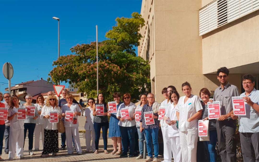 Los trabajadores del Hospital Comarcal de Alcañiz paran por un pacto de estado por la repoblación.