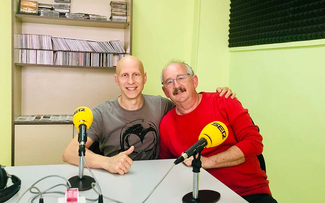 Víctor Callao junto a presidente del Club Zalagarda, Paco Amador.