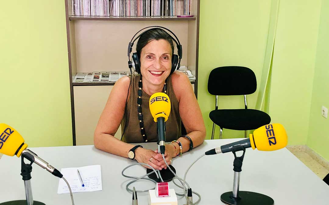 Cristina Bret pertenece a APEC.